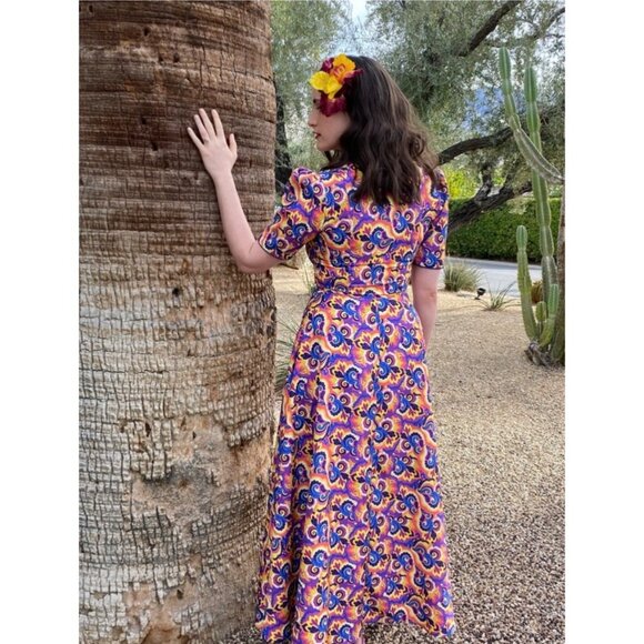 Audrey K NWOT Retro Multi-color Kaleidoscope Maxi Dress Zip-Front Size Medium - Picture 2 of 14